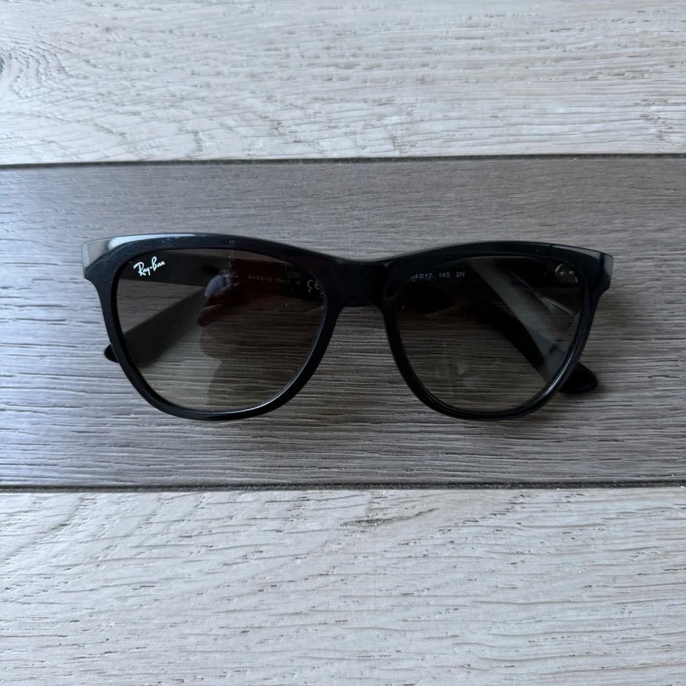 Ray-Ban Andy Unisex Classic Sunglasses